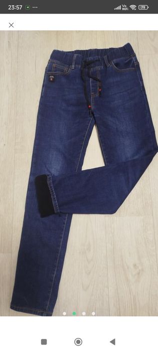 Нові теплі джинси.