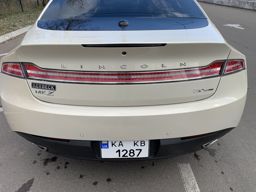 Lincoln MKZ Reserved