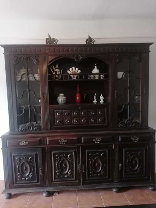 Mobília de sala de jantar clássica, completa