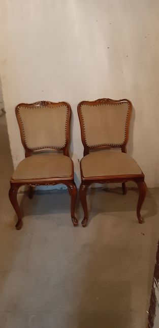 2 krzesła antyczne