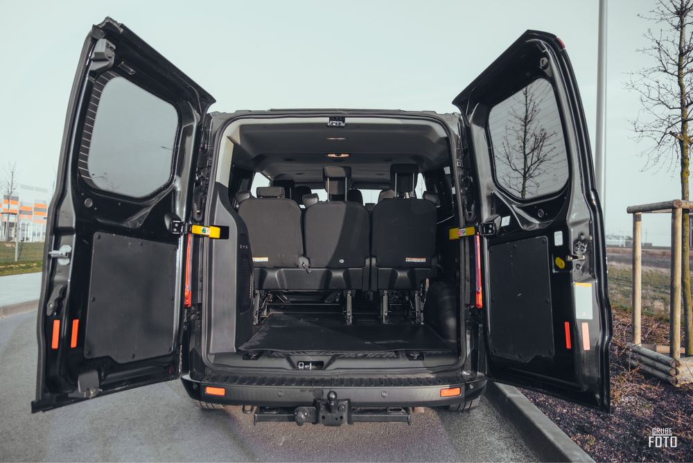 Wynajem BuSa - Ford Transit Custom 9 - osobowy