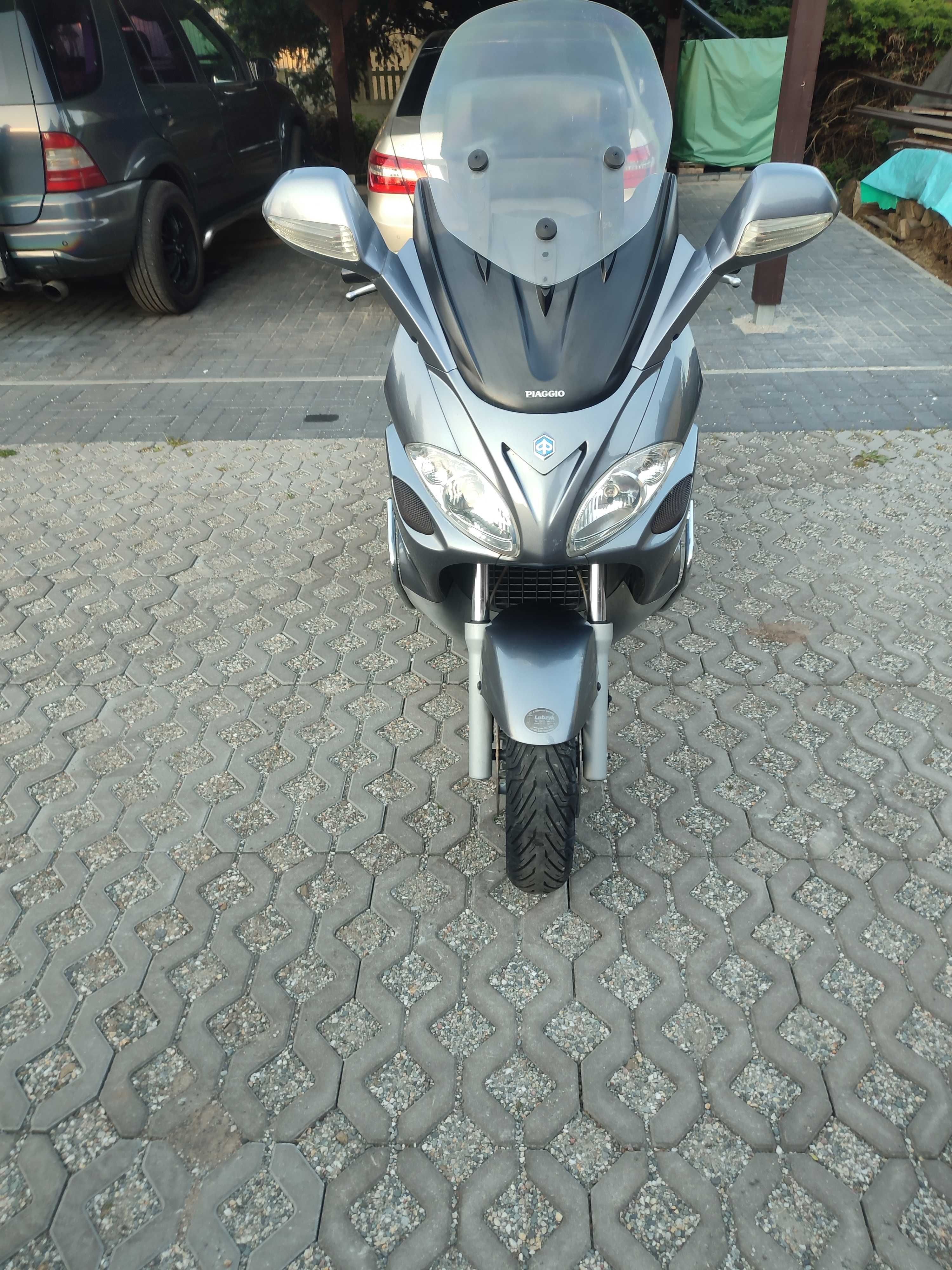 Na sprzedaż używany skuter Piaggio X9 Evolution 125