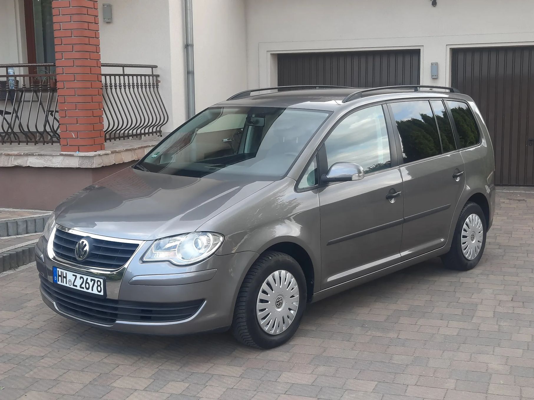 Volkswagen Touran 1.6 Conceptline