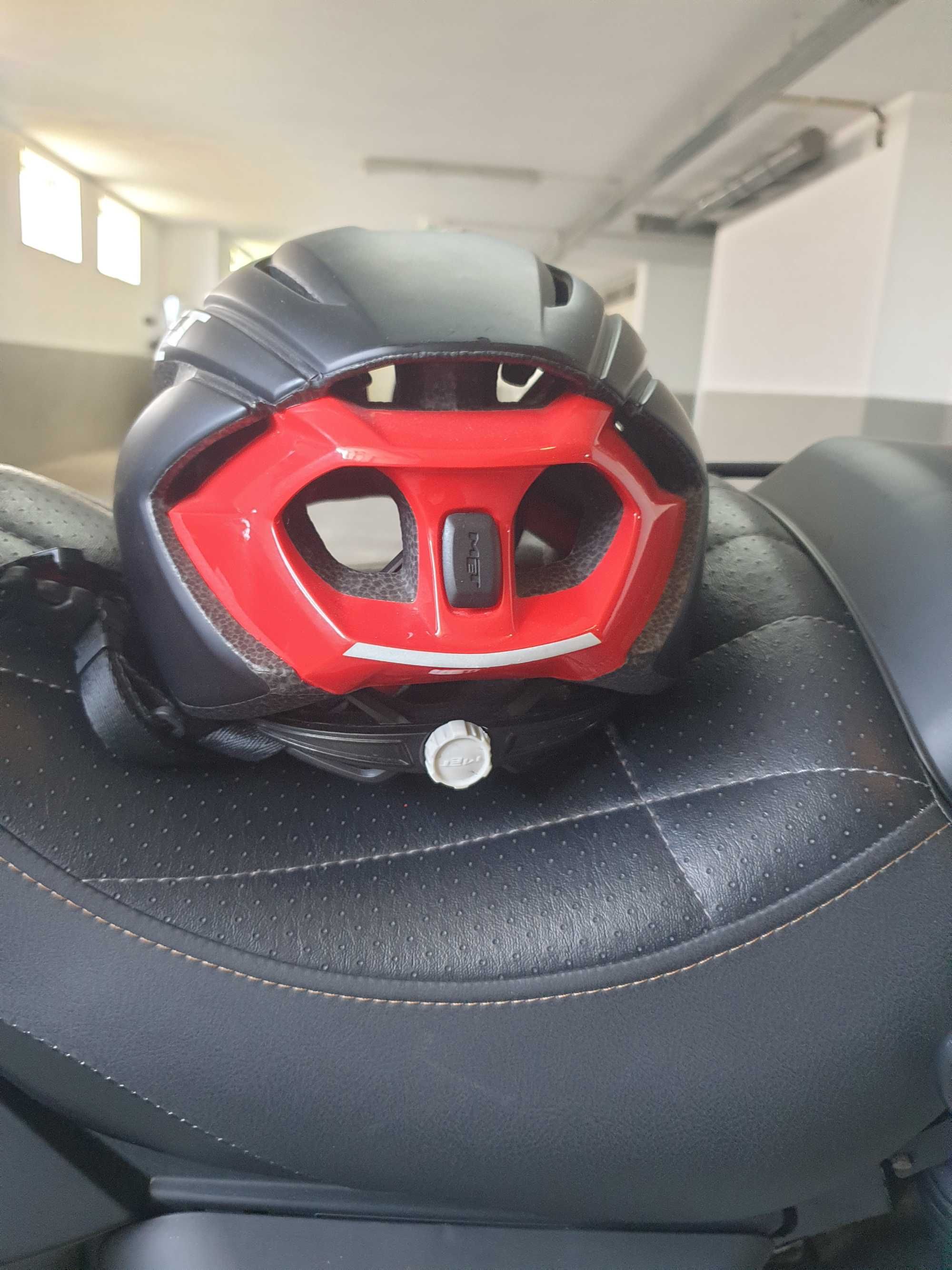 Capacete MET Ciclismo