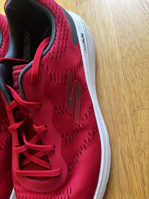 Кроссовки Skechers Go Run Elevate Красные