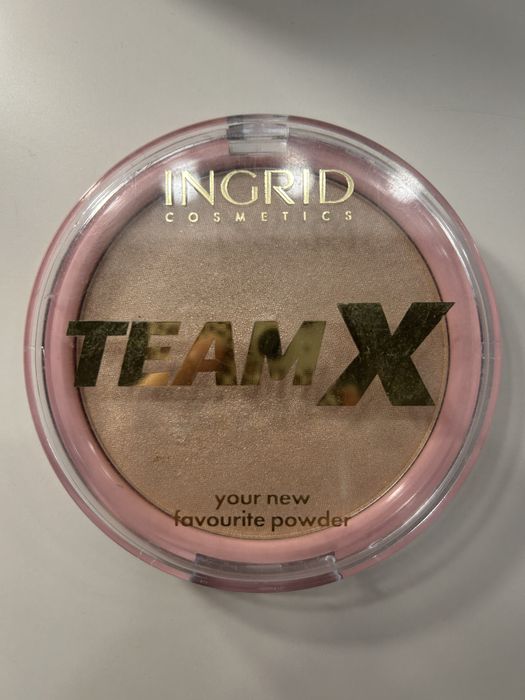 Kolekcjonerski zestaw Team X Julki Żugaj i Moniki