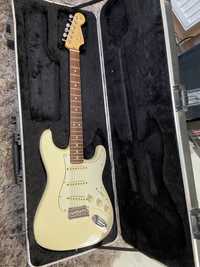 Fender Stratocaster U.S.A. Olympic White + twardy futerał