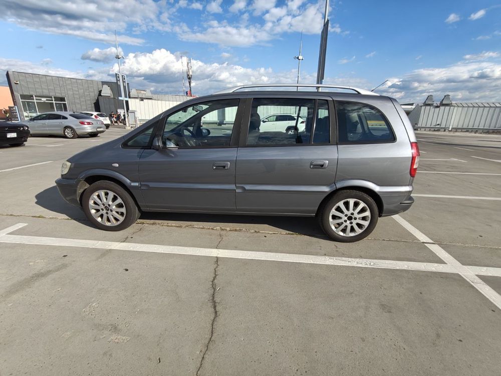 Продам Opel Zafira A
