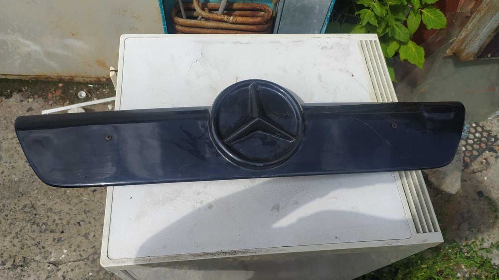 Зимова накладка на решітку радіатора Mersedes Sprinter