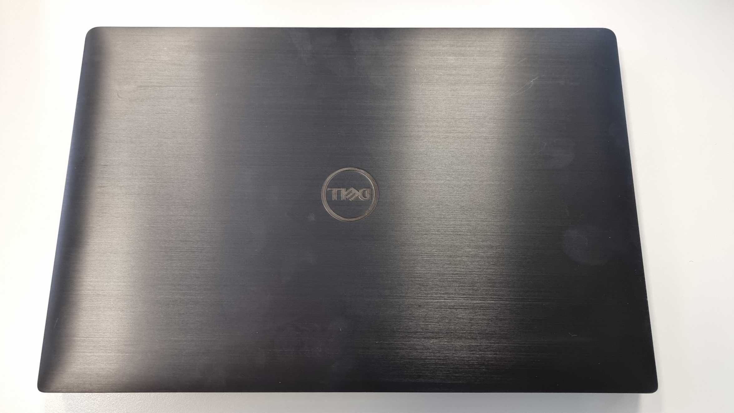 Dell Precision 5530 i7-8850H 32GB 1 TB SSD M.2 FHD Quadro P2000