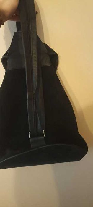 Mochila 100% camurça pele preta