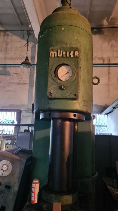 Гидравлический пресс усилием 160 T. немецкий, FRITZ MULLER ESSLINGEN