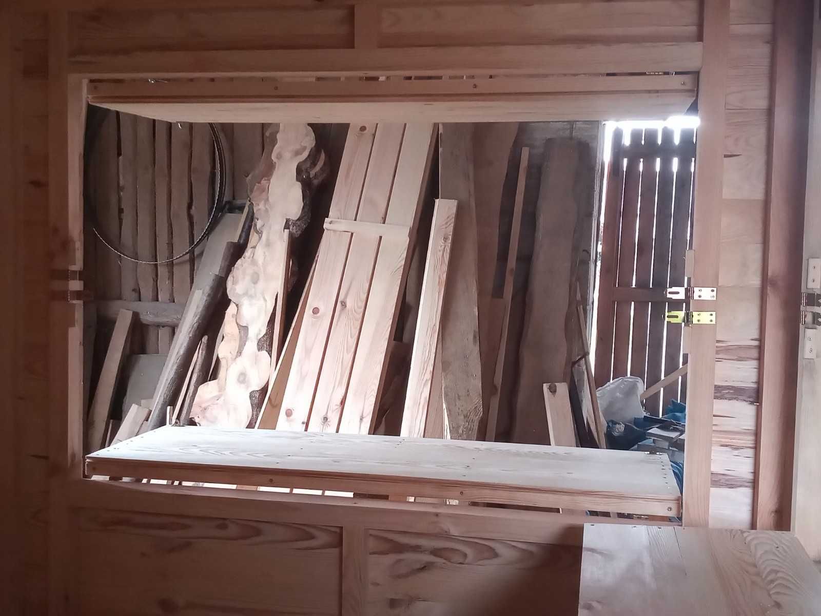 Domek handlowy drewniany
