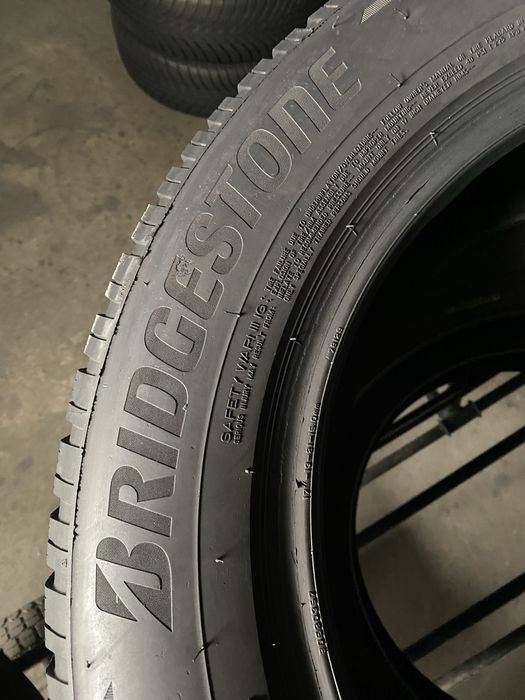 Шини 215/65/17 - 4шт Bridgestone Blizzak LM005