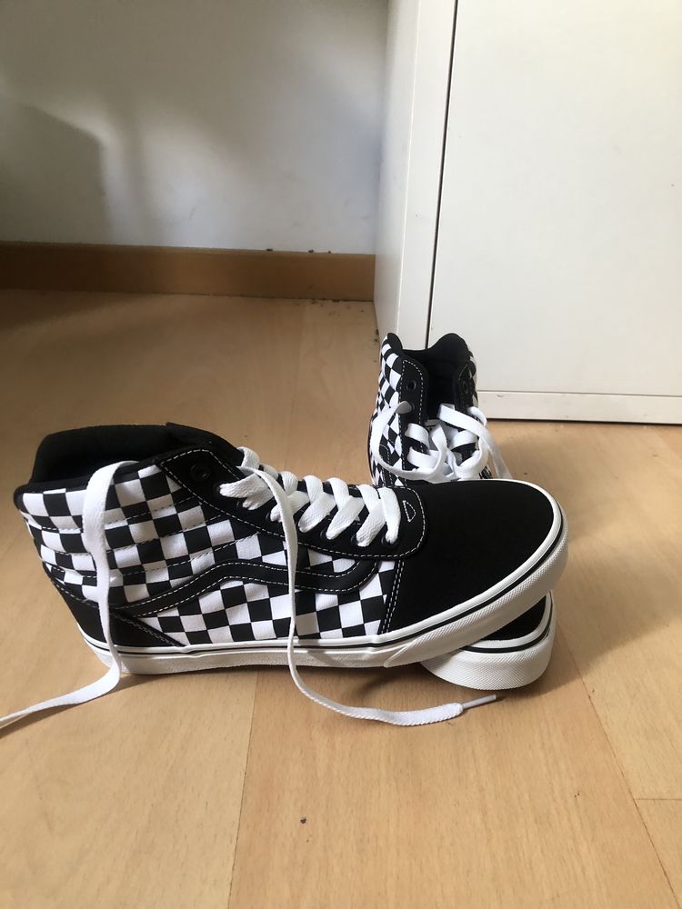 Vendo sapato da vans totalmente novo