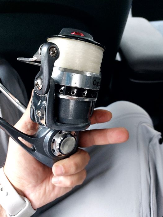 Black Friday . Conjunto cana de pesca Vega 4.50 telescópia mais carret