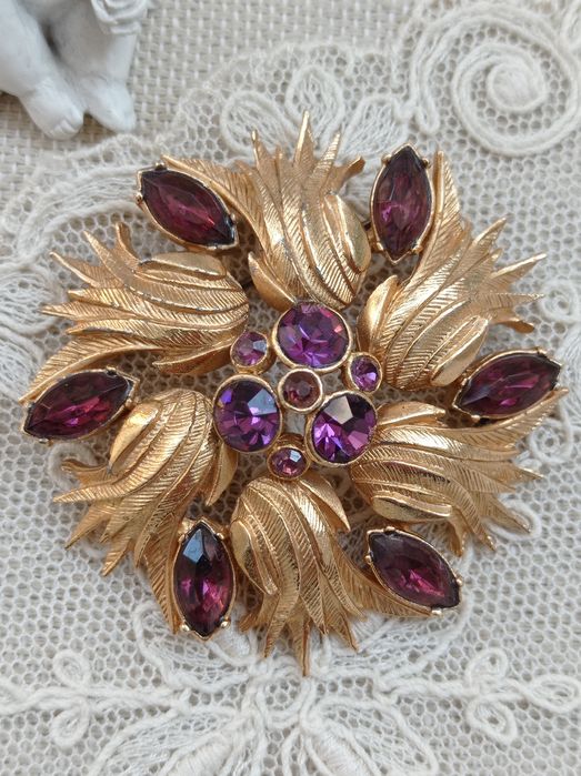 Винтажная  брошь маркирована