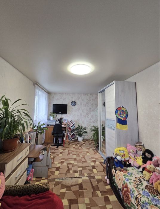 1 кімнатна квартира.Г.Жадова