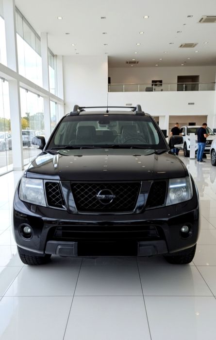 Nissan Navara 3.0 V6 231cv caixa automática