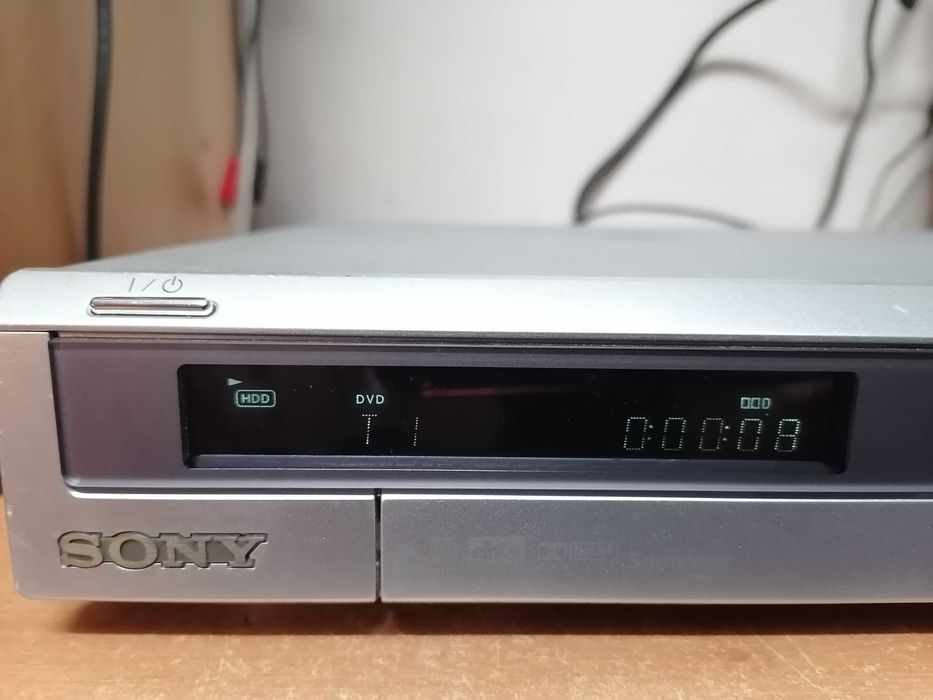 Nagrywarka Sony RDR-HX710