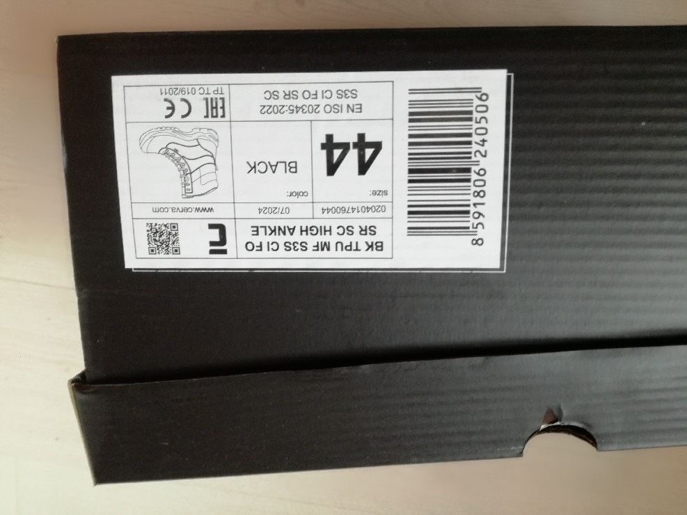 Buty robocze ocieplane