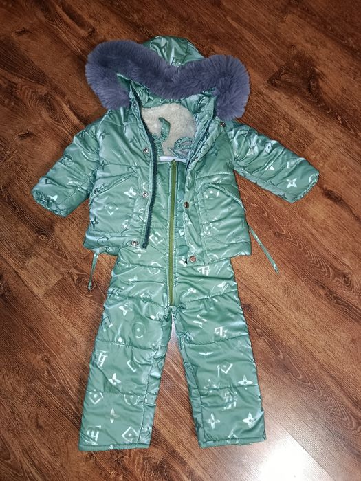 Комбінезон для дівчинки