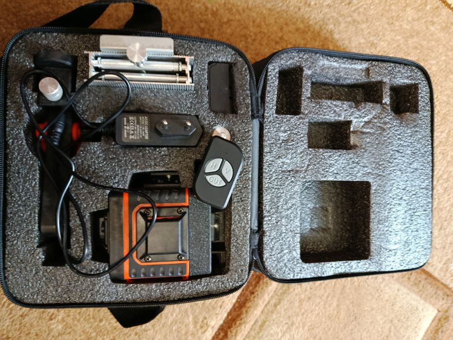 Лазерний рівень Hilda