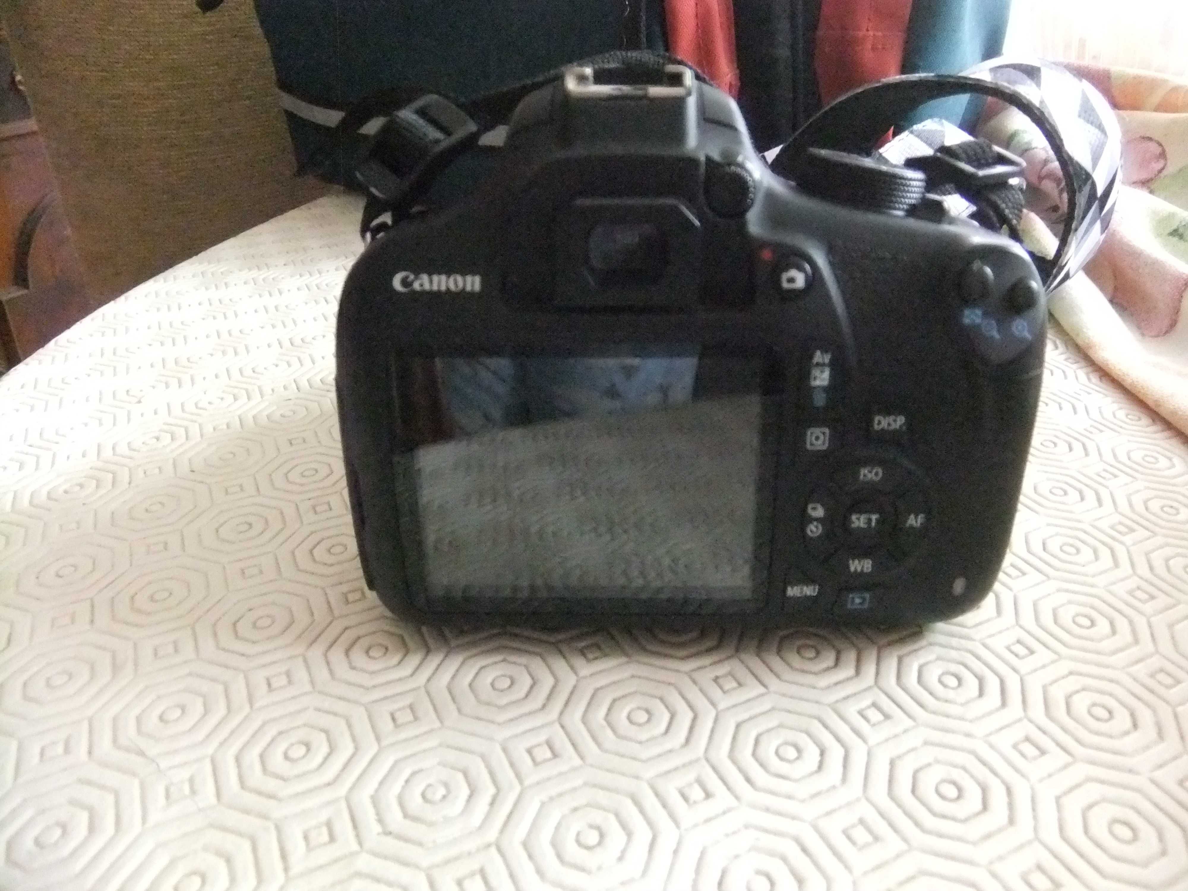 Máquina Fotográfica Canon EOS 1200 D