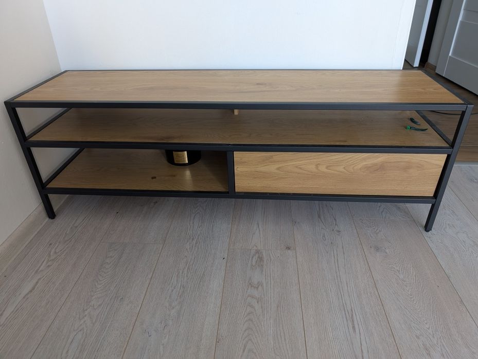 Szafka RTV pod telewizor