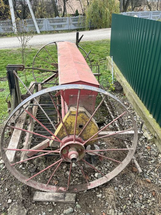 Сівалка кінська на 17 сошників