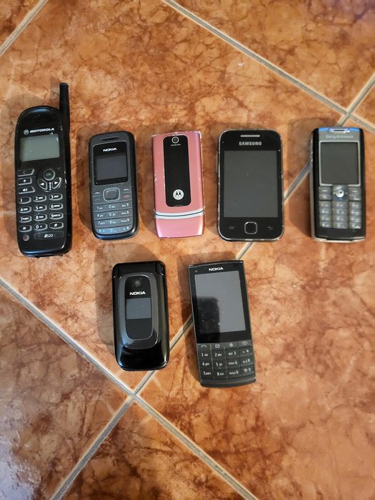 Telemóveis usados (diversos)