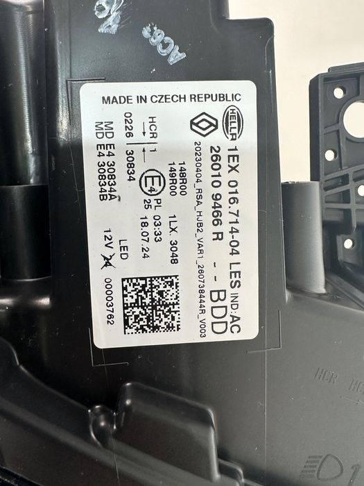 Renault Captur II lift Lampa Prawa Lewa wersja UK