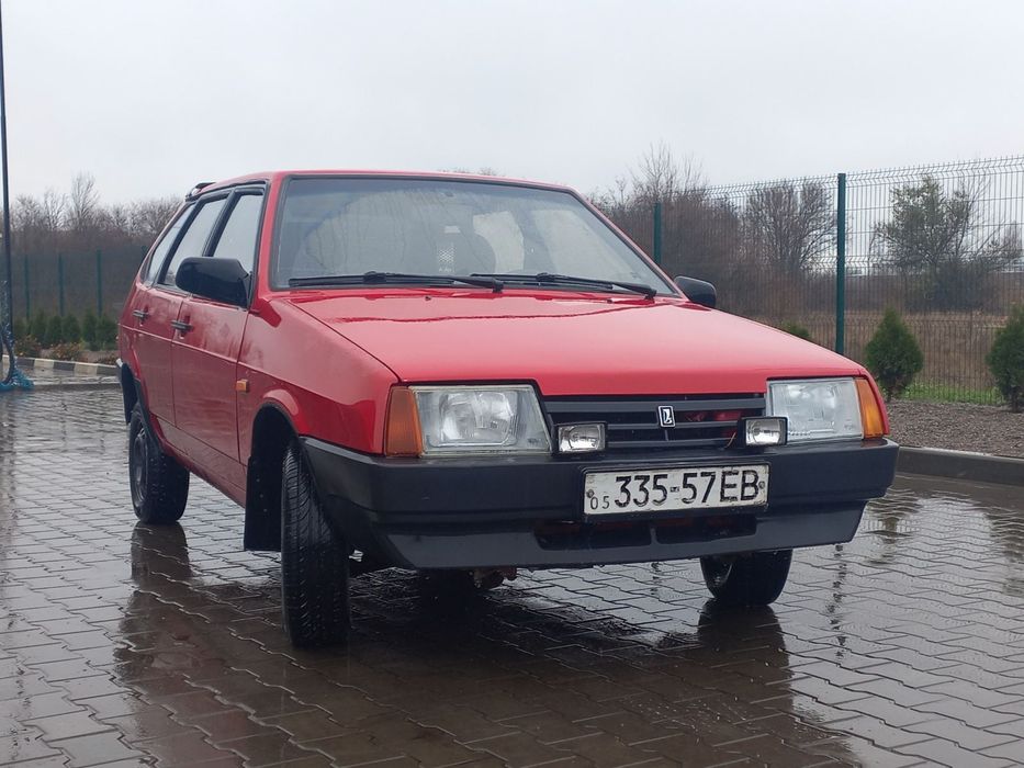 Продам ваз 2109 в хорошем состоянии.