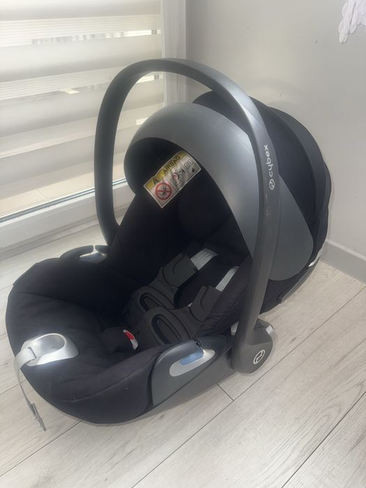 Fotelik cybex z adapterami
