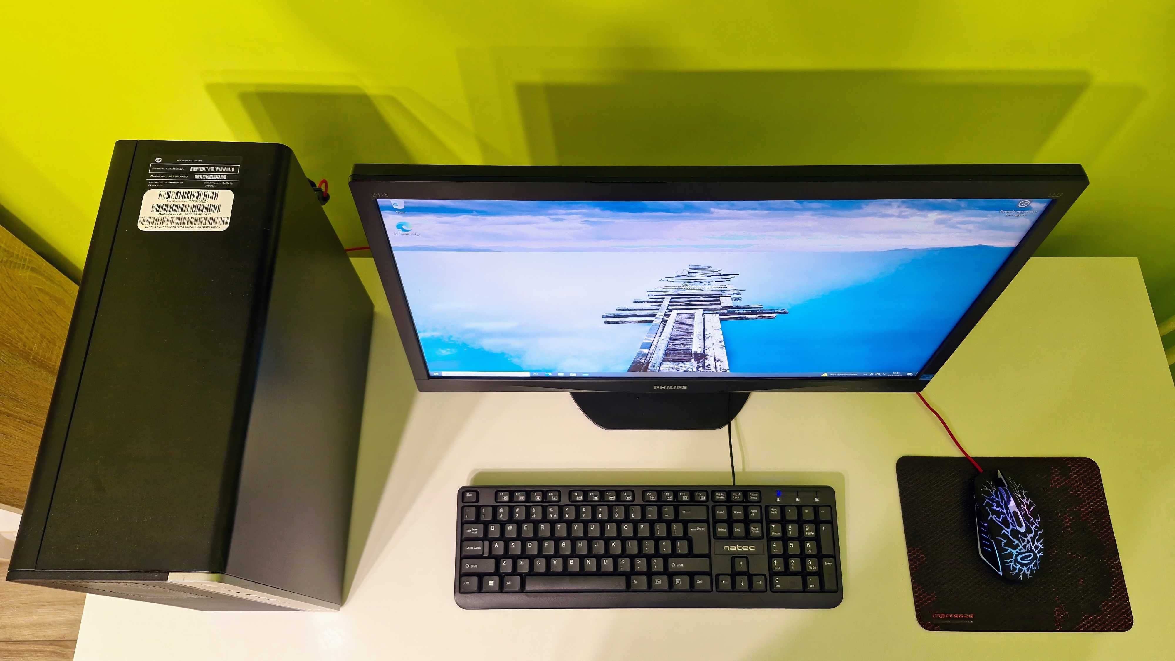 Komputer PC i5 3.8 GHz RTX 3050 16GB RAM 500 NVMe+500 HDD+monitor 24"