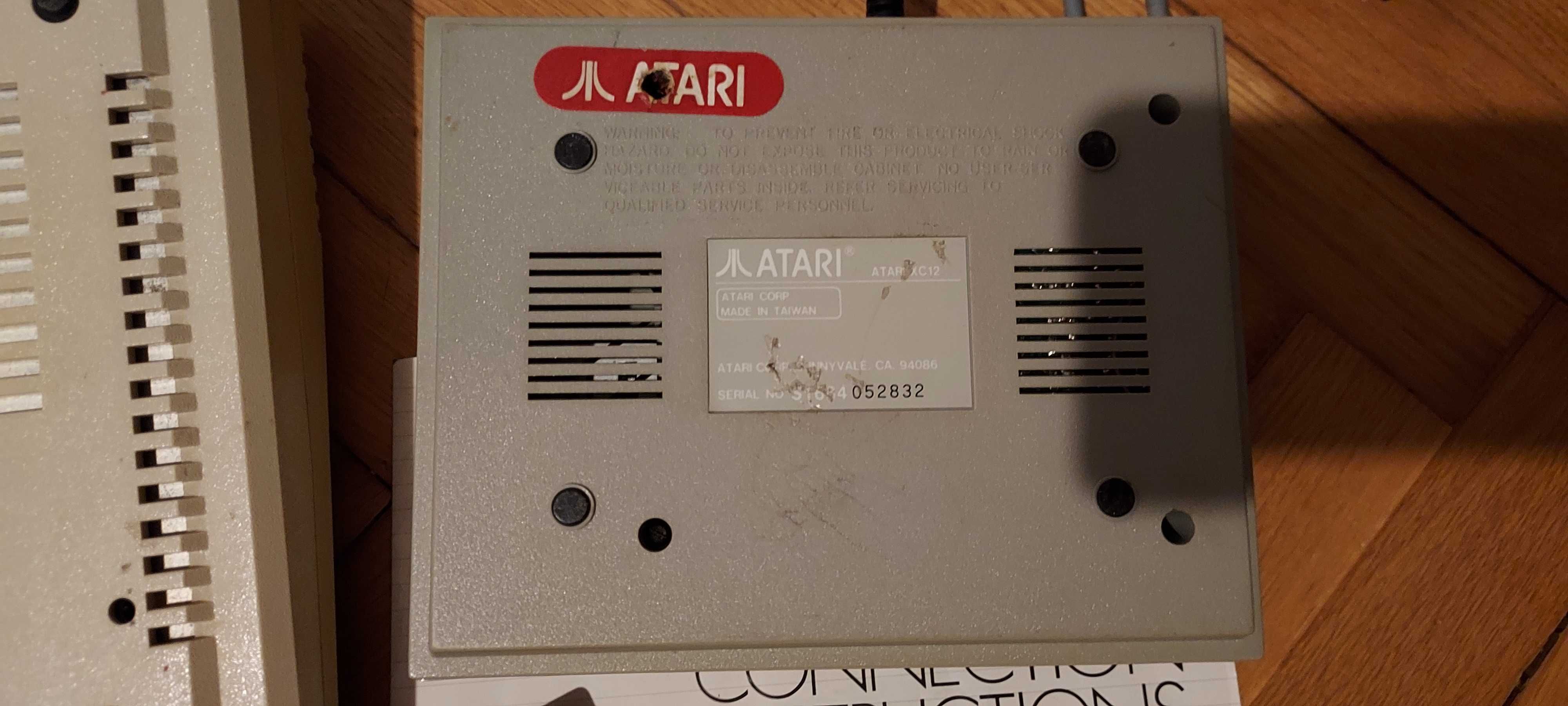 Atari 800xl komplet  z magnetofonem i joystick
