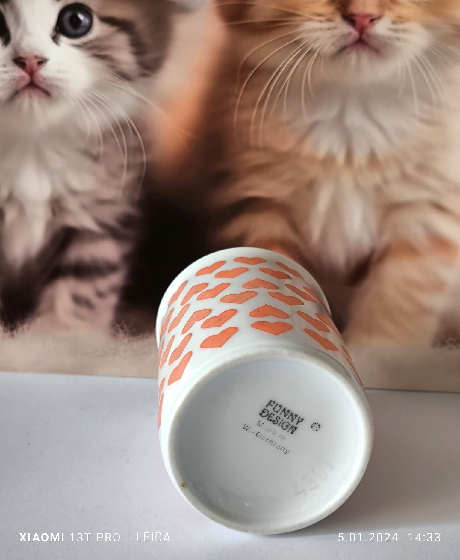 Kubek kot Sfinks piękna stara porcelana + gratis
