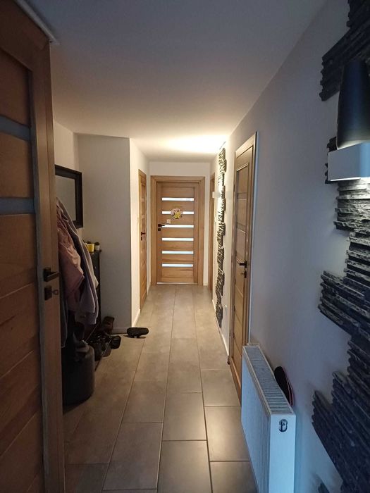 Mieszkanie do wynajęcia 75 m, 2 duże pokoje, kuchnia, łazienka.