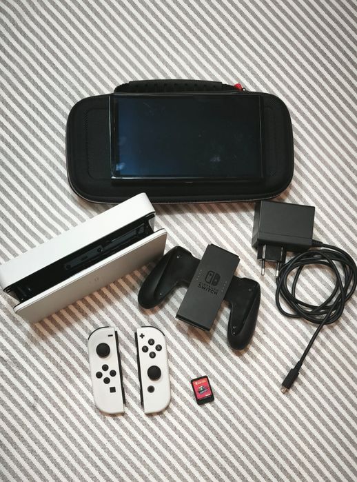 Nintendo Switch Oled + Bolsa