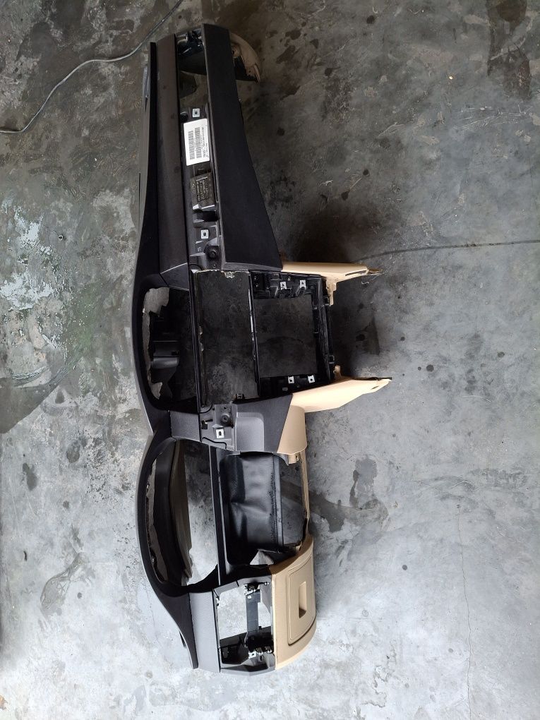 Deska Rozdzielcza Kokpit BMW E60 E61 Przed Lift Kluczyk
