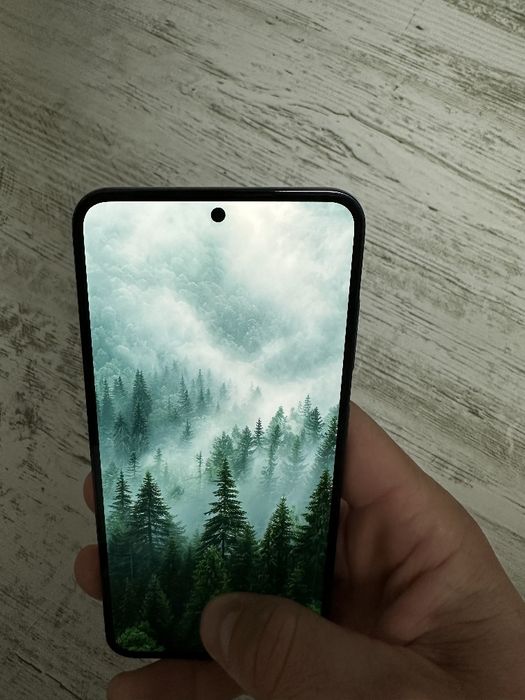 Samsung Galaxy S23 8/256 GB Black ідеальний стан, з офіційного магазин