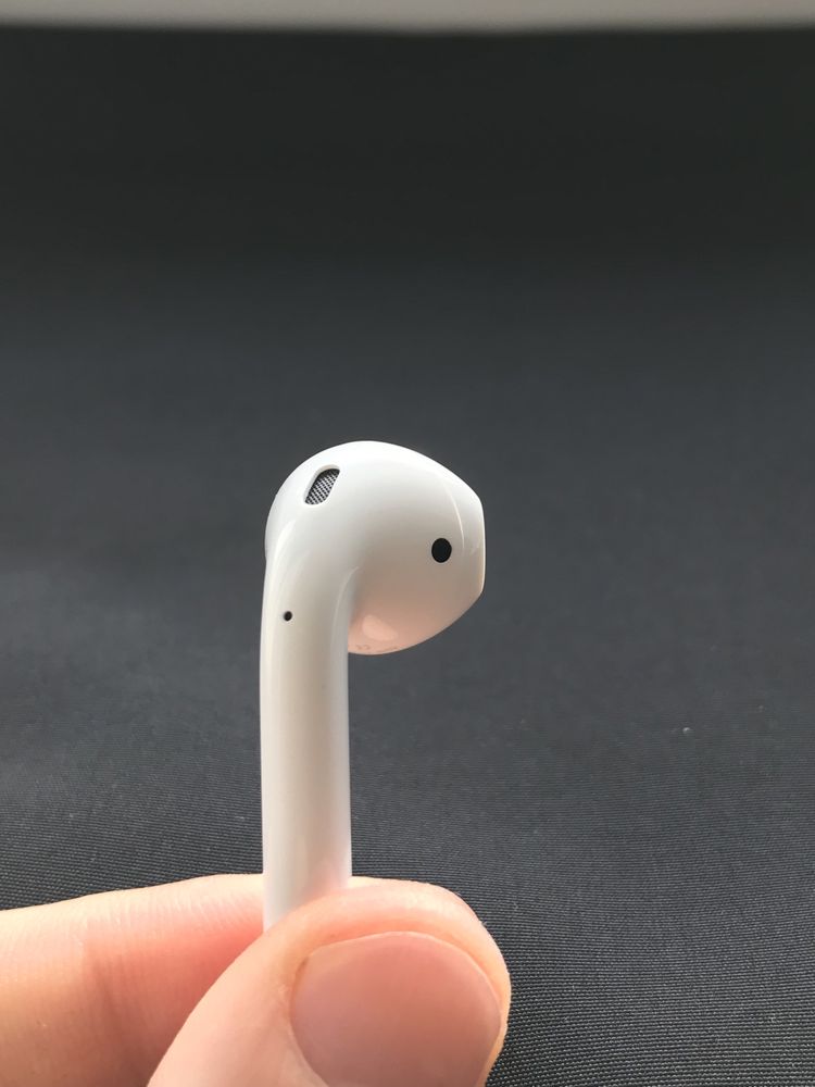 Навушник airpods 2 оригінал Левый А2031 Правый А2032 НОВІ АКУМУЛЯТОРИ