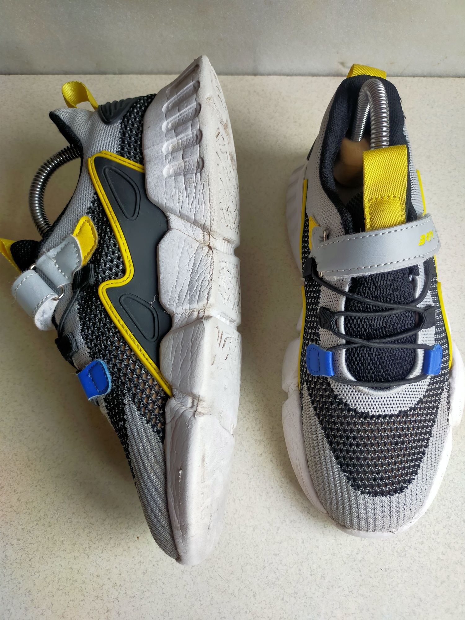 Bartek buty sportowe sneakersy 37