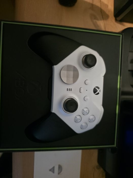 Konsola Xbox series X 1TB ZESTAW