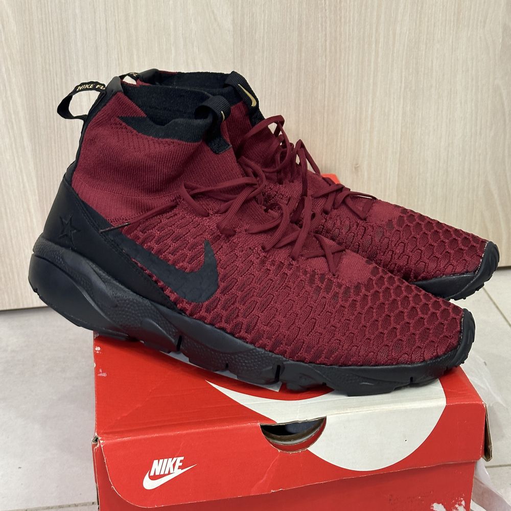 Оригінальні кросівки Nike Air Footscape Magista розмір 12us