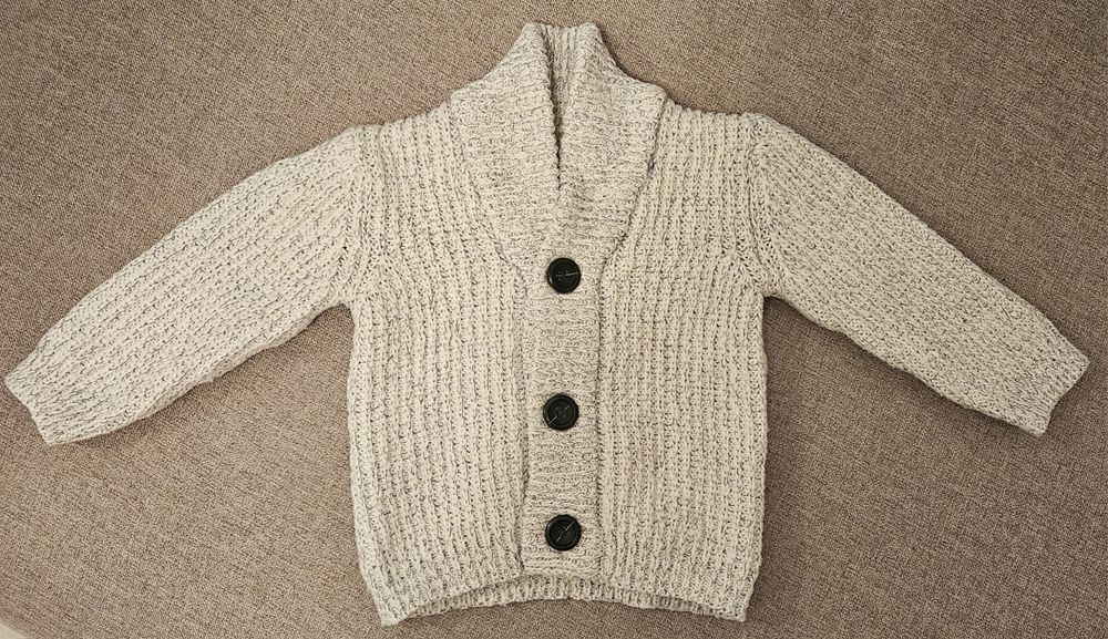 Sweterek zapinany na guziki Primark