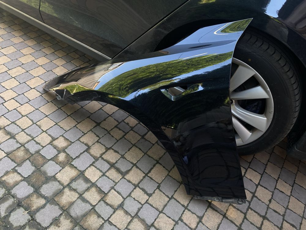 Крило ліве Тесла S , Tesla S