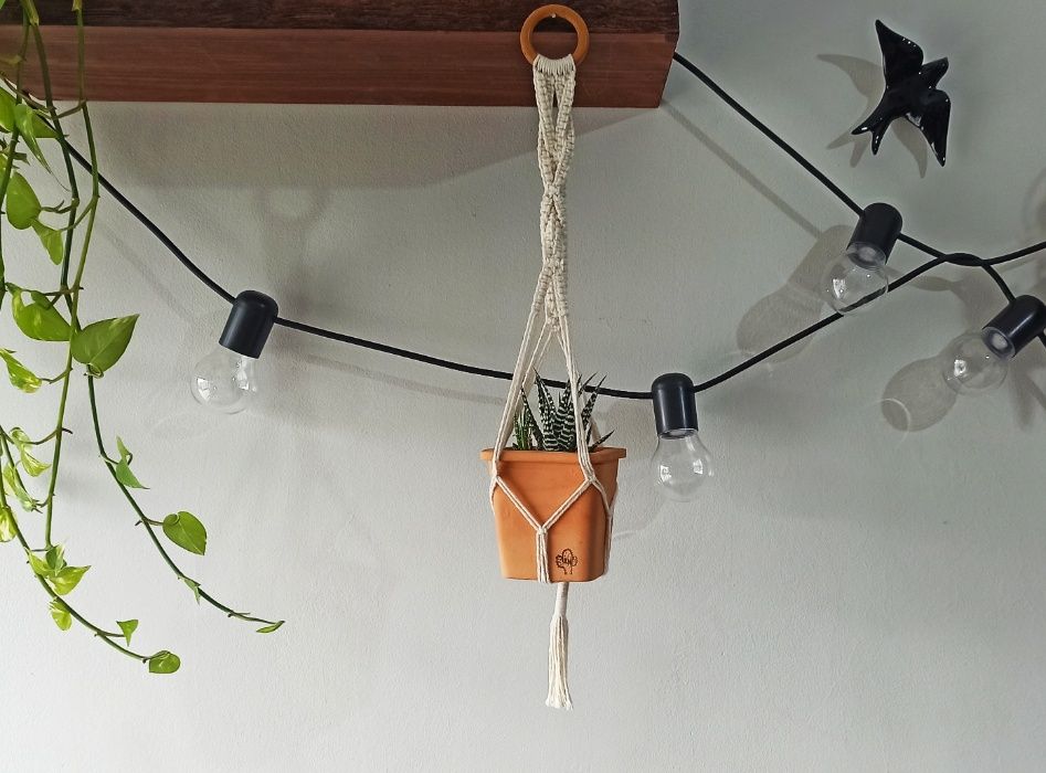 Suporte para vaso em Macramé