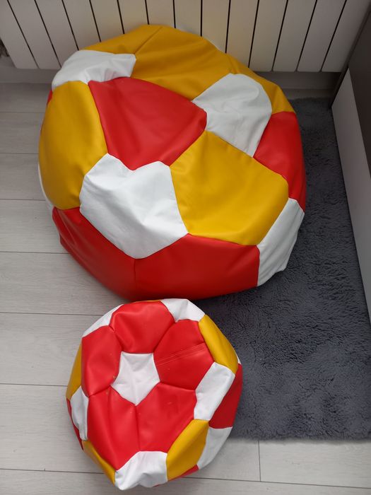 Siedziska pufy piłki
