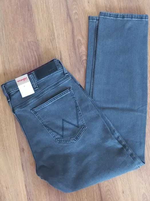 Męskie Jeansy Wrangler, Slim, rozmiar 38 /32